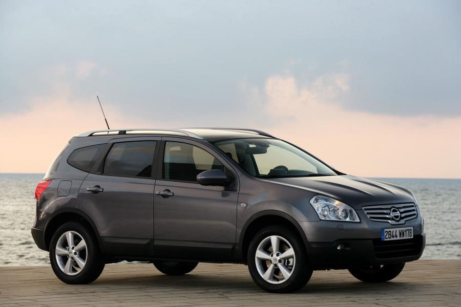 Nissan Qashqai 2 2009 года  (фото 21 из 51)